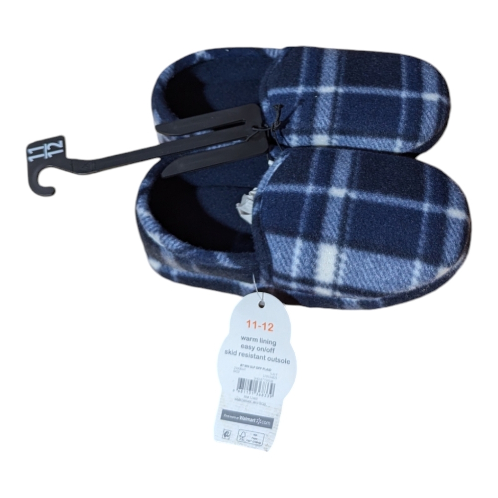 Wonder Nation little kid cozy Navy Plaid Slippers 11-12 k-057